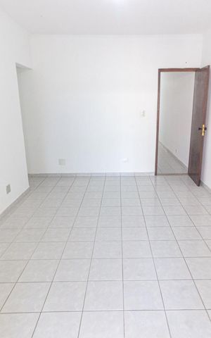 Casa para alugar com 200m², 3 quartos e 2 vagas Casa para alugar com 200m², 3 quartos e 2 vagasSuíte