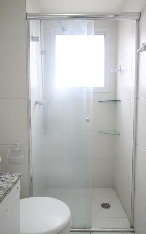 Apartamento para alugar com 56m², 2 quartos e 1 vaga Apartamento para alugar com 56m², 2 quartos e 1 vagaBanheiro social