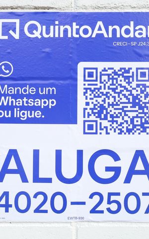 Apartamento para alugar com 50m², 3 quartos e 1 vagaPLaca GRANDE instaLada na fachada do condomínio, dia 30.09.2026 - Código da placa: EWTB-930