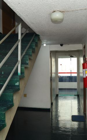 Apartamento para alugar com 50m², 3 quartos e 1 vagaÁrea comum - Saguão do prédio