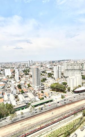 Apartamento para alugar com 62m², 2 quartos e 1 vaga Apartamento para alugar com 62m², 2 quartos e 1 vagaVista da academia