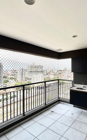 Apartamento para alugar com 62m², 2 quartos e 1 vaga Apartamento para alugar com 62m², 2 quartos e 1 vagaVaranda