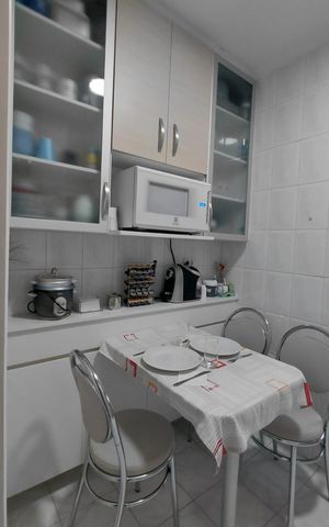Apartamento à venda com 68m², 2 quartos e 2 vagas Apartamento à venda com 68m², 2 quartos e 2 vagasCozinha