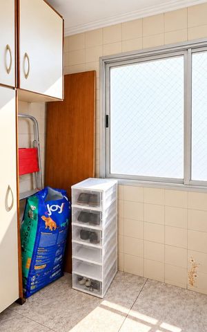 Apartamento à venda com 70m², 2 quartos e 2 vagas Apartamento à venda com 70m², 2 quartos e 2 vagasÁrea de serviço