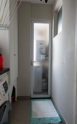 Apartamento à venda com 134m², 3 quartos e 2 vagas Apartamento à venda com 134m², 3 quartos e 2 vagasÁrea de Serviço