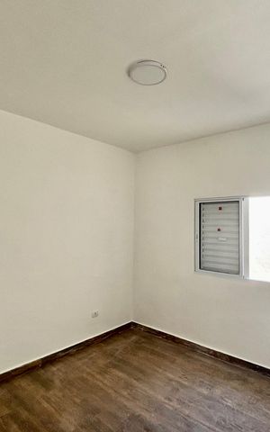 Casa à venda com 75m², 2 quartos e 2 vagasQuarto 1