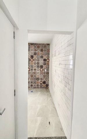 Casa à venda com 75m², 2 quartos e 2 vagasCorredor
