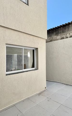 Casa à venda com 75m², 2 quartos e 2 vagasÁrea de Serviço