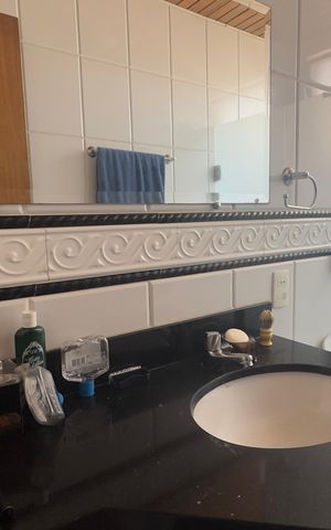 Apartamento à venda com 70m², 2 quartos e 1 vaga Apartamento à venda com 70m², 2 quartos e 1 vagaBanheiro social