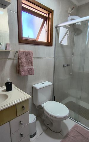 Casa à venda com 115m², 3 quartos e 1 vaga Casa à venda com 115m², 3 quartos e 1 vagaBanheiro Social