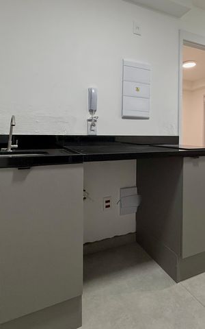 Studio para alugar com 30m², 1 quarto e sem vaga Studio para alugar com 30m², 1 quarto e sem vagaÁrea de Serviço