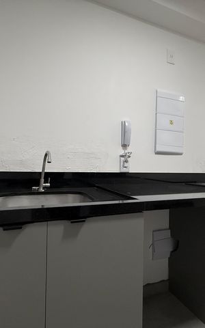 Studio para alugar com 30m², 1 quarto e sem vaga Studio para alugar com 30m², 1 quarto e sem vagaÁrea de Serviço