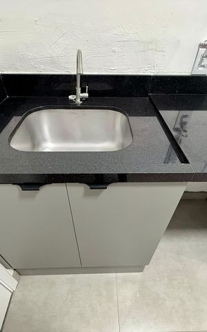 Studio para alugar com 30m², 1 quarto e sem vaga Studio para alugar com 30m², 1 quarto e sem vagaÁrea de Serviço