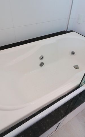 Apartamento para alugar com 213m², 4 quartos e 2 vagasBanheiro do Quarto 4