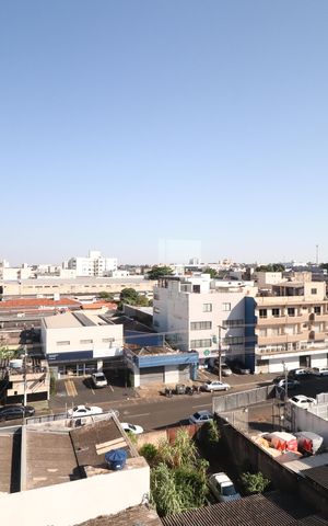 Apartamento para alugar com 213m², 4 quartos e 2 vagasVista