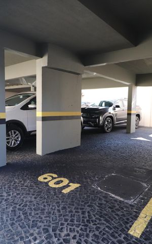 Apartamento para alugar com 213m², 4 quartos e 2 vagasGaragens