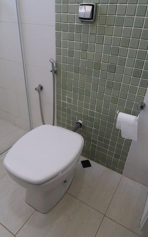 Apartamento para alugar com 213m², 4 quartos e 2 vagasBanheiro do Quarto 3