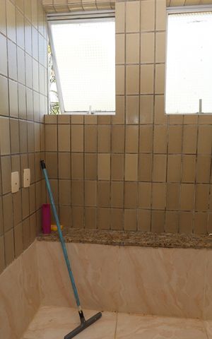 Casa de condomínio para alugar com 130m², 3 quartos e 2 vagas Casa de condomínio para alugar com 130m², 3 quartos e 2 vagasBanheiro suíte