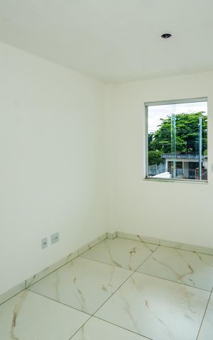 Casa à venda com 80m², 2 quartos e 2 vagasSala