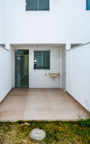 Casa à venda com 80m², 2 quartos e 2 vagasÁrea de Serviço