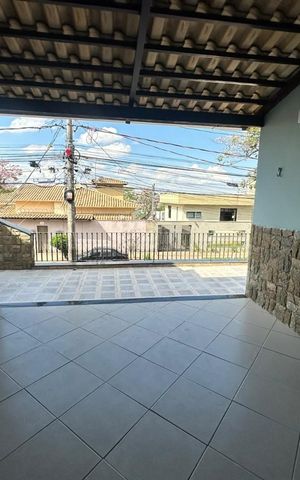Casa para alugar com 360m², 3 quartos e 2 vagas Casa para alugar com 360m², 3 quartos e 2 vagasVaranda