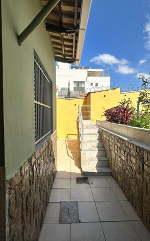 Casa para alugar com 360m², 3 quartos e 2 vagas Casa para alugar com 360m², 3 quartos e 2 vagasÁrea Externa