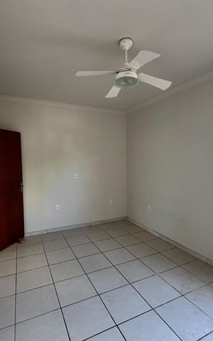Casa para alugar com 360m², 3 quartos e 2 vagas Casa para alugar com 360m², 3 quartos e 2 vagasQuarto