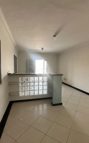 Casa para alugar com 360m², 3 quartos e 2 vagas Casa para alugar com 360m², 3 quartos e 2 vagasSala