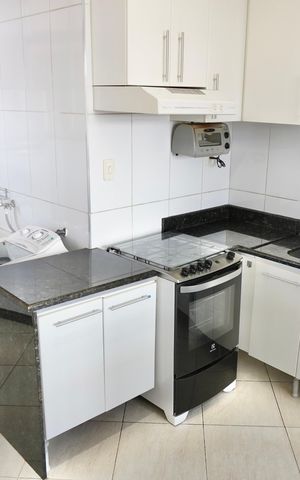 Apartamento à venda com 80m², 3 quartos e 1 vaga Apartamento à venda com 80m², 3 quartos e 1 vagaCozinha e Área de Serviço