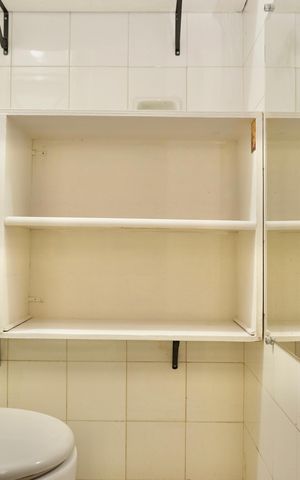 Apartamento à venda com 80m², 3 quartos e 1 vaga Apartamento à venda com 80m², 3 quartos e 1 vagaBanheiro 2