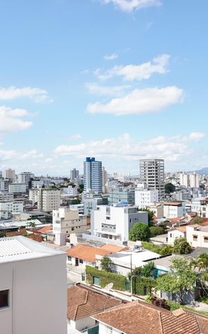 Apartamento à venda com 80m², 3 quartos e 1 vaga Apartamento à venda com 80m², 3 quartos e 1 vagaSala - Vista