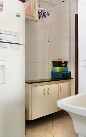 Apartamento à venda com 80m², 3 quartos e 1 vaga Apartamento à venda com 80m², 3 quartos e 1 vagaCozinha e Área de Serviço