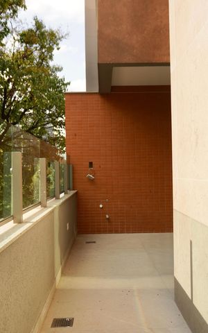 Apartamento à venda com 64m², 1 quarto e 1 vaga Apartamento à venda com 64m², 1 quarto e 1 vagaVaranda