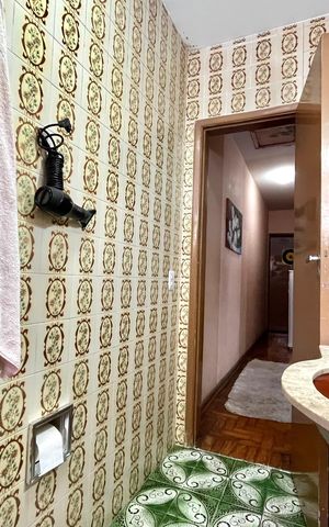 Casa à venda com 157m², 3 quartos e 3 vagas Casa à venda com 157m², 3 quartos e 3 vagasBanheiro