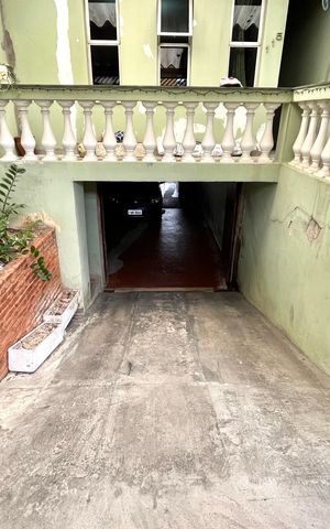 Casa à venda com 157m², 3 quartos e 3 vagas Casa à venda com 157m², 3 quartos e 3 vagasGaragem