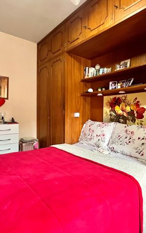 Casa à venda com 157m², 3 quartos e 3 vagas Casa à venda com 157m², 3 quartos e 3 vagasQuarto 1