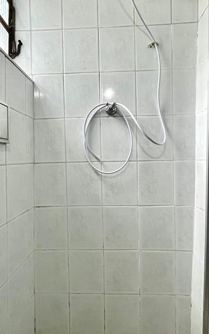 Casa à venda com 157m², 3 quartos e 3 vagas Casa à venda com 157m², 3 quartos e 3 vagasBanheiro de serviço