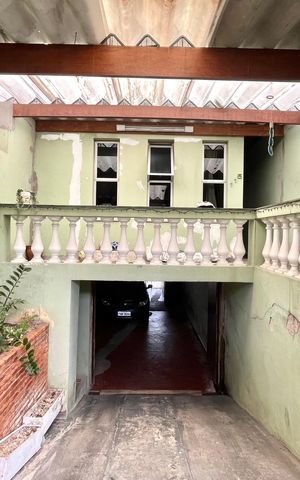 Casa à venda com 157m², 3 quartos e 3 vagas Casa à venda com 157m², 3 quartos e 3 vagasGaragem