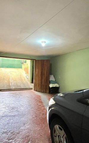 Casa à venda com 157m², 3 quartos e 3 vagas Casa à venda com 157m², 3 quartos e 3 vagasGaragem