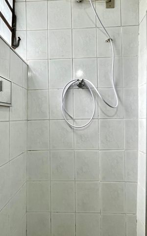 Casa à venda com 157m², 3 quartos e 3 vagas Casa à venda com 157m², 3 quartos e 3 vagasBanheiro de serviço