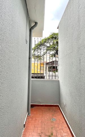Casa à venda com 157m², 3 quartos e 3 vagas Casa à venda com 157m², 3 quartos e 3 vagasVaranda do Quarto 2