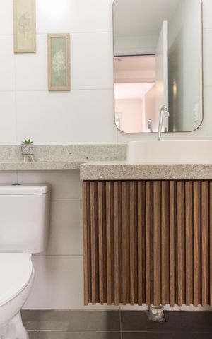 Apartamento à venda com 47m², 2 quartos e 1 vaga Apartamento à venda com 47m², 2 quartos e 1 vagaBanheiro Social