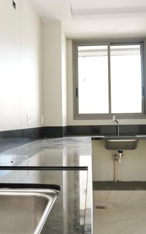 Apartamento à venda com 148m², 2 quartos e 2 vagasCozinha e Área de Serviço