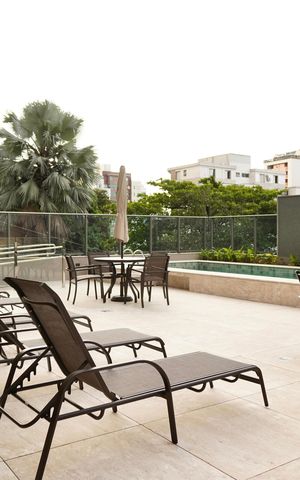 Apartamento à venda com 148m², 2 quartos e 2 vagasÁrea comum - Piscina