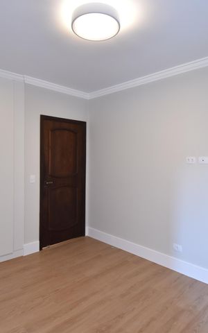 Apartamento à venda com 199m², 4 quartos e 2 vagasQuarto 4