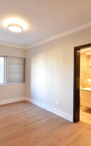 Apartamento à venda com 199m², 4 quartos e 2 vagasSuíte 2