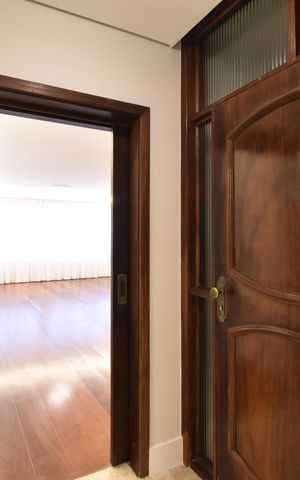 Apartamento à venda com 199m², 4 quartos e 2 vagasHall de entrada