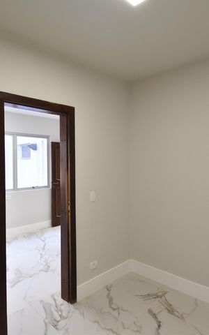 Apartamento à venda com 199m², 4 quartos e 2 vagasQuarto de Serviço