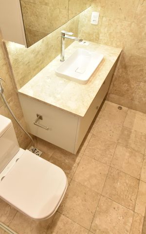 Apartamento à venda com 199m², 4 quartos e 2 vagasBanheiro da Suíte 2