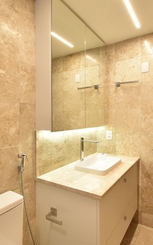 Apartamento à venda com 199m², 4 quartos e 2 vagasBanheiro da Suíte 2